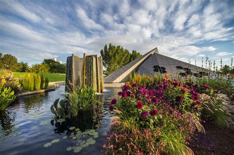 "Evenings al Fresco" at the Denver Botanic Gardens - Friends of Chamber ...