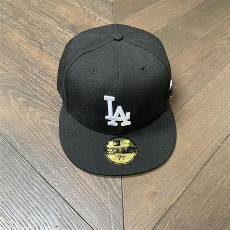 Black LA new era fitted hat Size 7 1/2 Brand new... - Depop