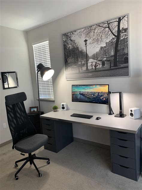 Clean and simple Home Office Setup, Home Office Space, Office Room ...