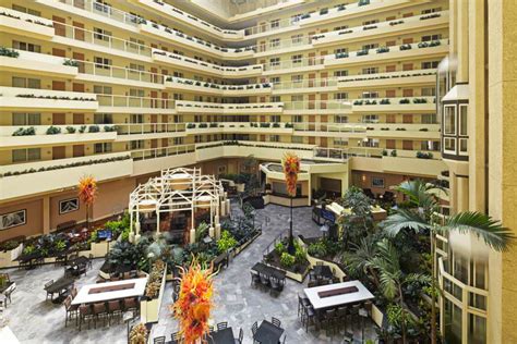 Five Most Family-Friendly Airport Hotels - MiniTime