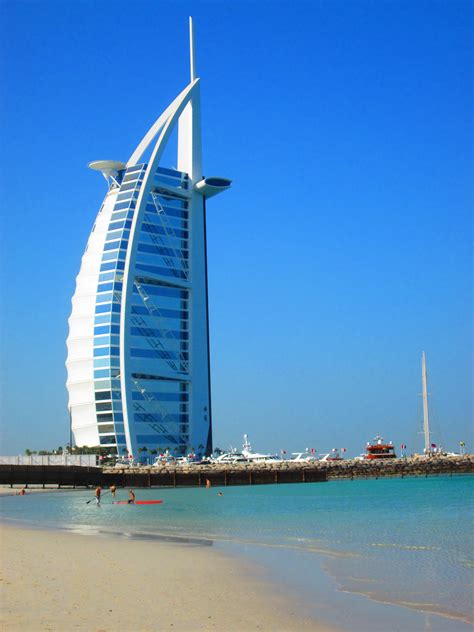 famous buildings in Dubai | Andy in Oman