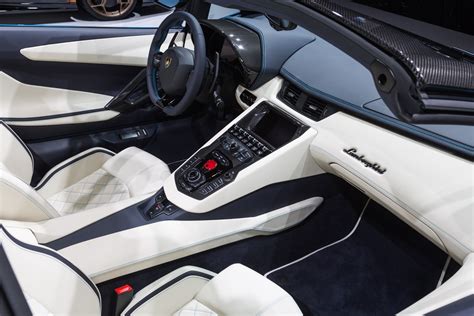 Lamborghini Aventador S Interior