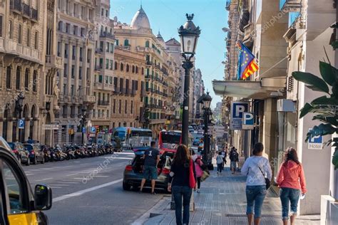 Barcelona Spain Streets / Narrow Streets Of Barcelona Spain Stock Photo ...