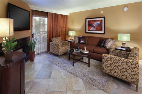 Las Vegas Suites With Balcony and Best Vegas Hotels With Balcony in ...