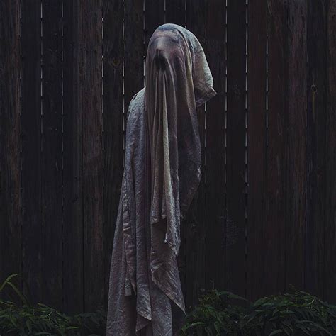 These Creepy Photographs Of Faceless People Are About To Invade Your ...