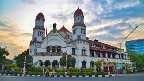 Lawang Sewu Building, Museum & Entrance Fee - IdeTrips