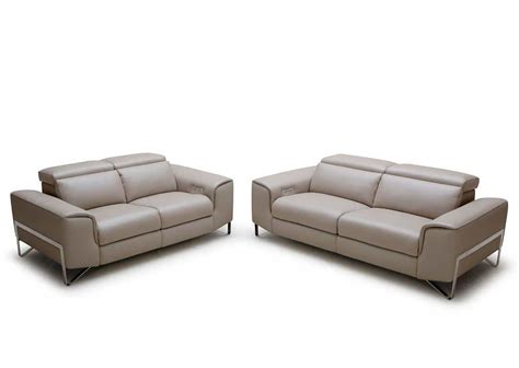 Leather Modern Recliner Sofa - Odditieszone