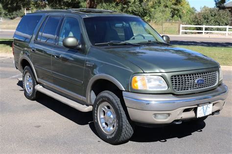 2001 Ford Expedition Eddie Bauer | Victory Motors of Colorado