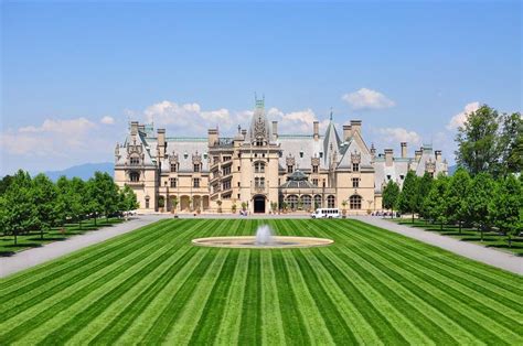 Biltmore Estate | Asheville North Carolina | Real Haunted Place