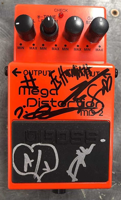 Boss MD-2 Mega Distortion Pedal ( Auto Graphed Pedal) | | Reverb