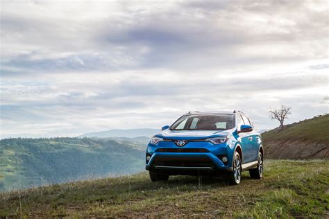 One More Time: The 2018 Toyota RAV4 Hybrid SE AWD