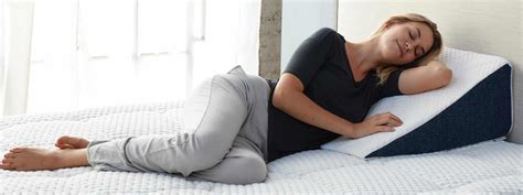 5 Best Sleep Apnea Pillows of 2023: Useful For Your Sleeping Positions ...