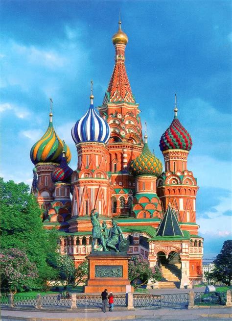 Resultado de imagem para kremlin | Cathedral, Colorful architecture ...