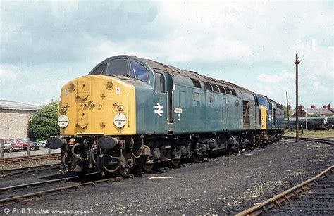 BR Class 40 | Diesel locomotive, British rail, Vintage train