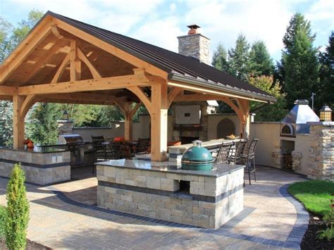 40 Outdoor Kitchen Pergola Ideas for Covered Backyard Designs