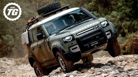 TRAILER: Top Gear drives the NEW LAND ROVER DEFENDER in Africa! | Top ...