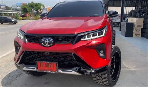 This Modified Toyota Fortuner Legender Gets Heavy Duty Off-Road Mods