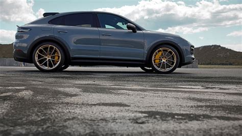 Powertrain and performance - The new Porsche Cayenne Turbo GT