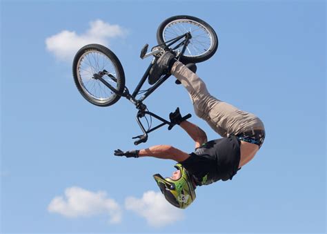 BMX riders bring stunts to post | Sports & Leisure | kdhnews.com