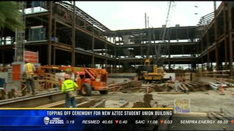 Topping off ceremony for new Aztec Student Union building | cbs8.com