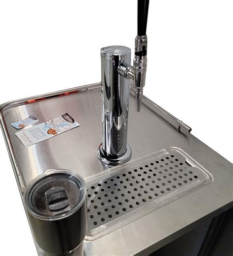 Coffee Kegerator for Cold Brew : PeakCold Nitro Dispenser