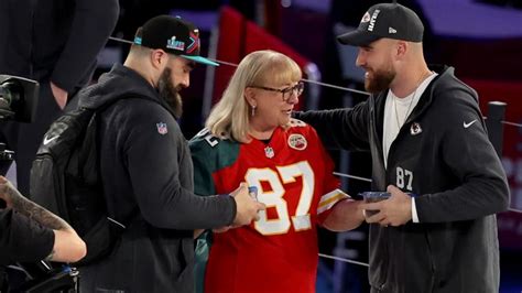 Why Travis and Jason Kelce's parents, Donna and Ed, are sitting ...