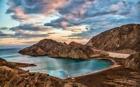 Fjord Bay, Taba / Red Sea / Egypt // World Beach Guide