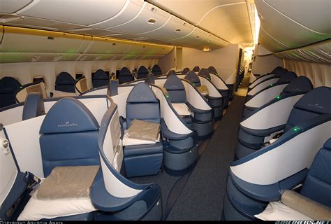 ¿Por qué Boeing no hizo el Sky Interior para el Boeing 777?