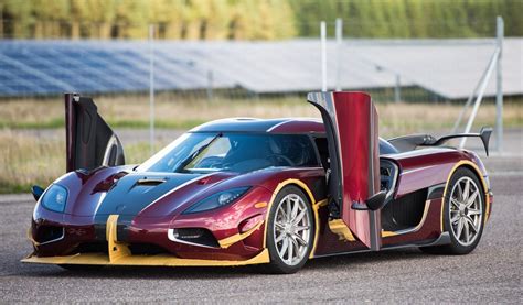 Koenigsegg Agera RS (1.360 cv) bate recorde do Bugatti Chiron | Quatro ...