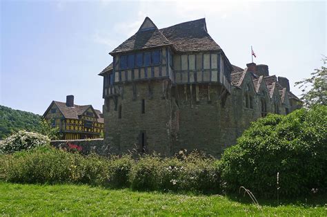 elizabethan manor house - Google Search | Castles in england, Manor ...