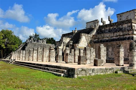 Temple of the Warriors at Chichen Itza, Mexico - Encircle Photos