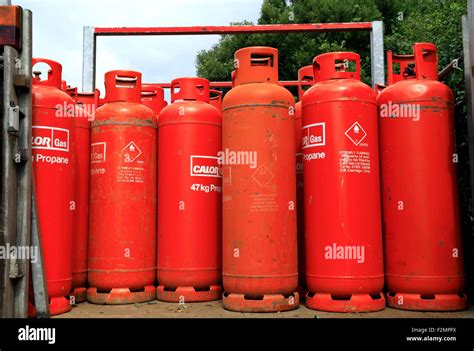 Calor Gas, red 47kg bottles, Propane cylinder cylinders LPG fuel on ...