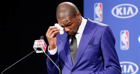 NBA MVP Kevin Durant cries tears of joy | Daily Sabah