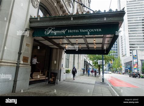 The Fairmont Hotel Vancouver Downtown Stock Photo - Alamy