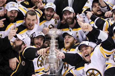 Boston Bruins named SportsBusiness Journal's 'Sports Team of the Year ...