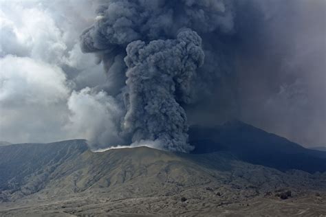 Volcano Eruption Drawing