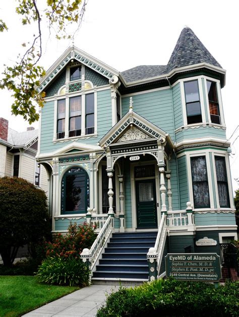 16 Beautiful Victorian House Designs - Top Dreamer