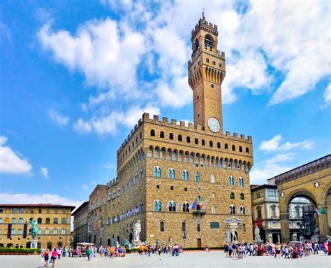 Palazzo Vecchio - Palazzo Vecchio And Piazza Signoria Florence ...