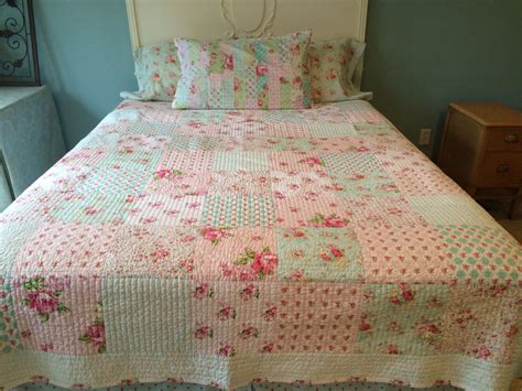 Shabby Chic Quilt, Tanya Whelan Quilt, Floral Patchwork Quilt, Shabby ...