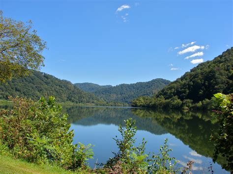 Kanawha River at Glen Ferris, looking toward Gauley Bridge, West ...