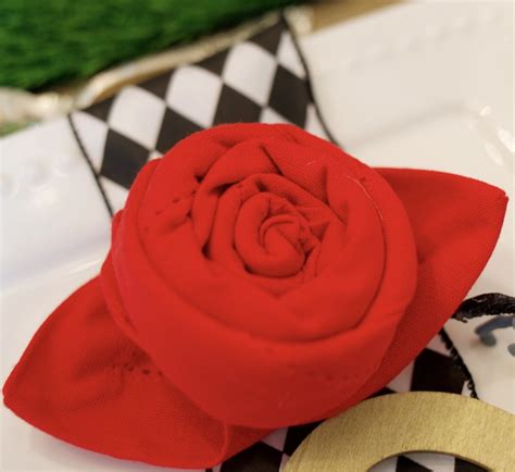 How To Fold A Dinner Napkin Into a Rose (Video) - Tutorial