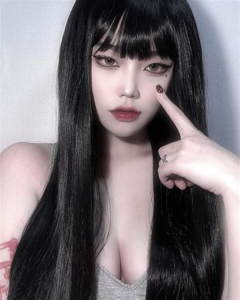 Tomie cosplay : r/junjiito