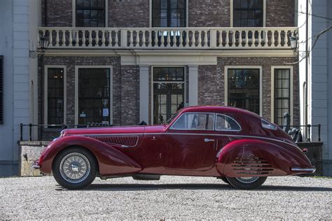 This Alfa Romeo 8C 2900B is a jewel of Italian beauty and performance ...