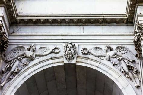 A Historical Journey Through Marble Arch, London - London Guided Walks