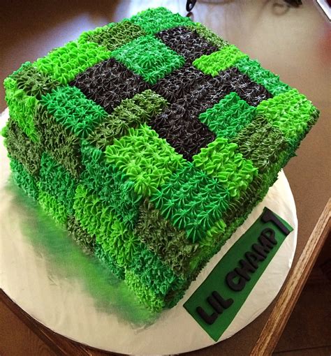 Minecraft Creeper Cake