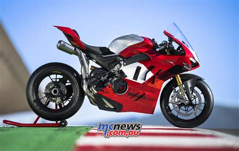 2023 Ducati Panigale V4 R Gallery - This is art.... | MCNews