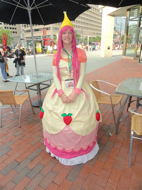 Princess Bubblegum cosplay at Otakon 2012 by ShizNat4EVER on DeviantArt