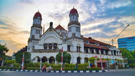 Lawang Sewu Building, Museum & Entrance Fee - IdeTrips