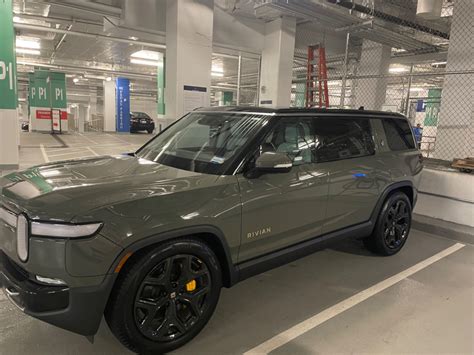 2023 Rivian R1S Launch Edition - Find My Electric