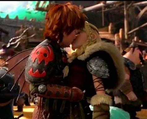 How to train your dragon 2 Astrid + Hiccup kiss | Hiccstrid | Pinterest ...